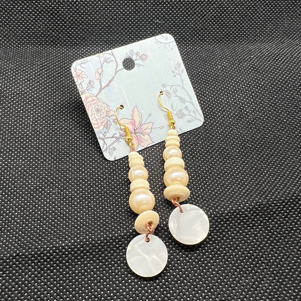 NWT 925 gold plated handmade Elegant Cream Beaded Earrings